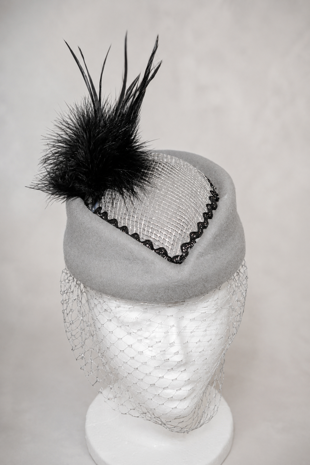 Silver Noir Pillbox Hat