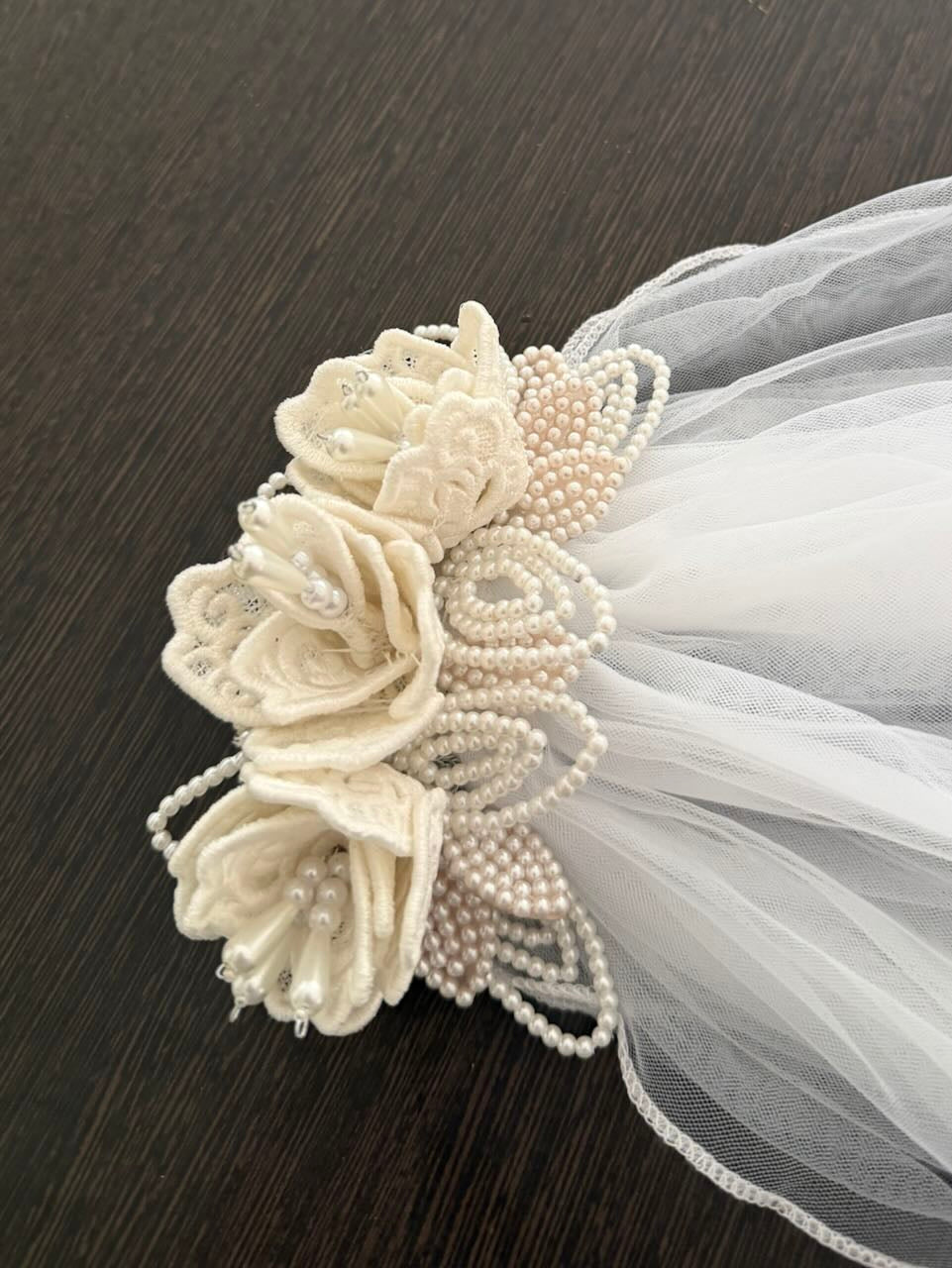 White Two-Tier Bridal Wedding Veil with Embroidered Lace Flowers – Interlaced Blossom